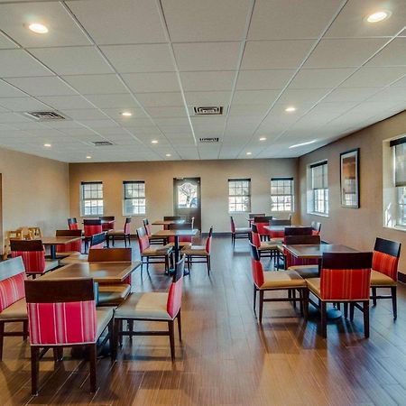 Comfort Inn & Suites Raphine - Lexington Near I-81 And I-64 Екстер'єр фото