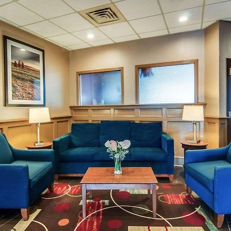 Comfort Inn & Suites Raphine - Lexington Near I-81 And I-64 Екстер'єр фото