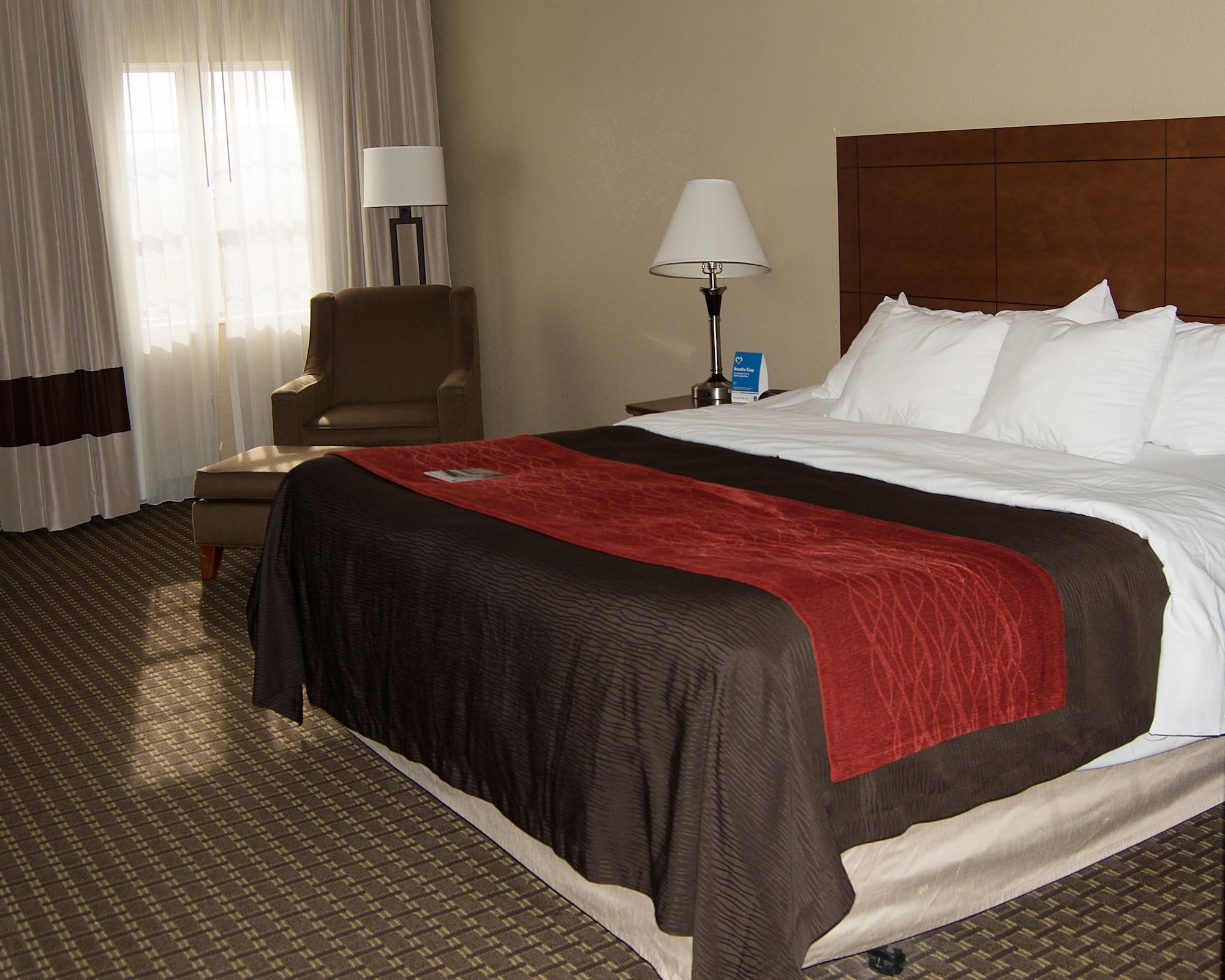 Comfort Inn & Suites Raphine - Lexington Near I-81 And I-64 Екстер'єр фото