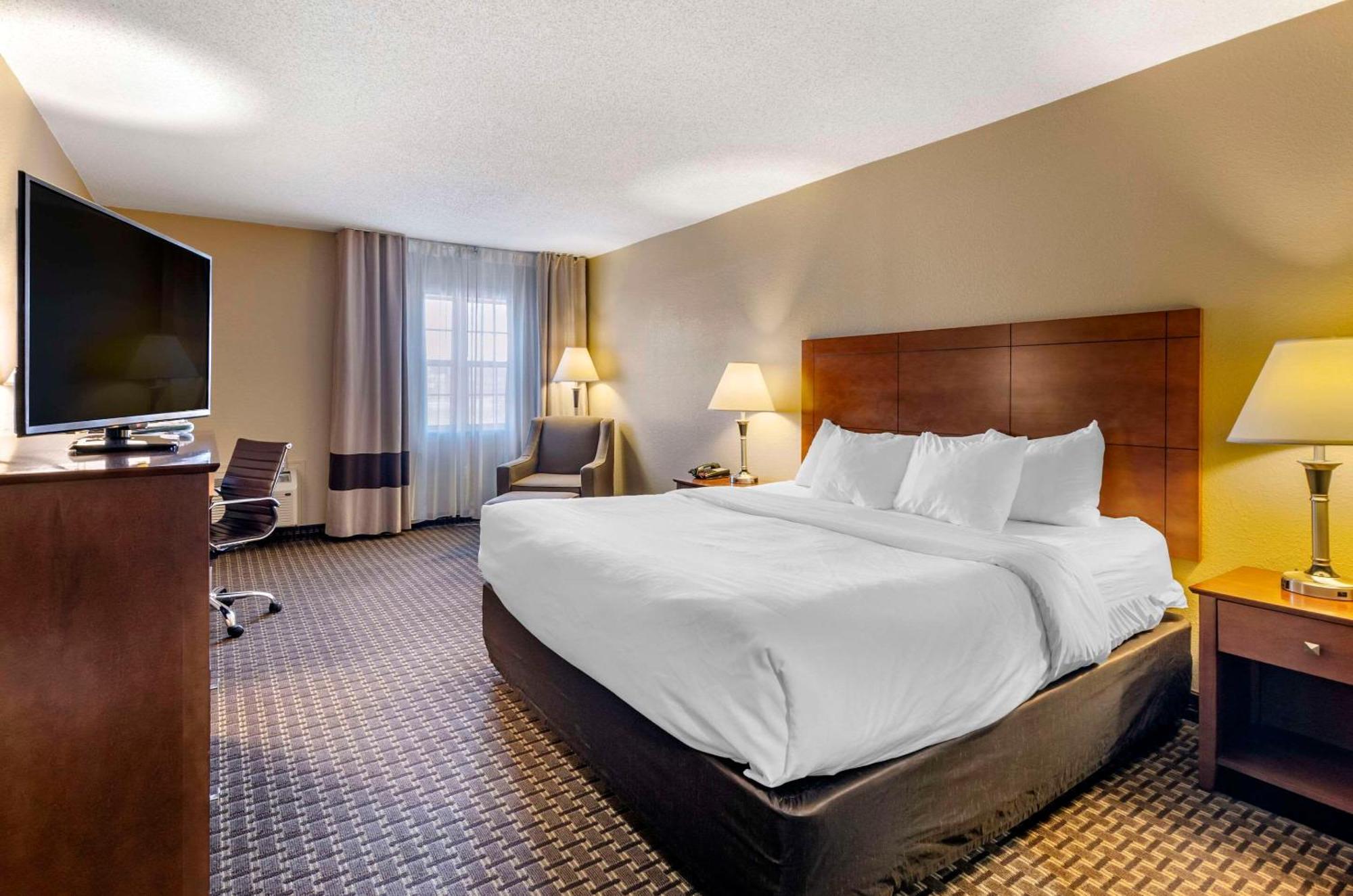 Comfort Inn & Suites Raphine - Lexington Near I-81 And I-64 Екстер'єр фото