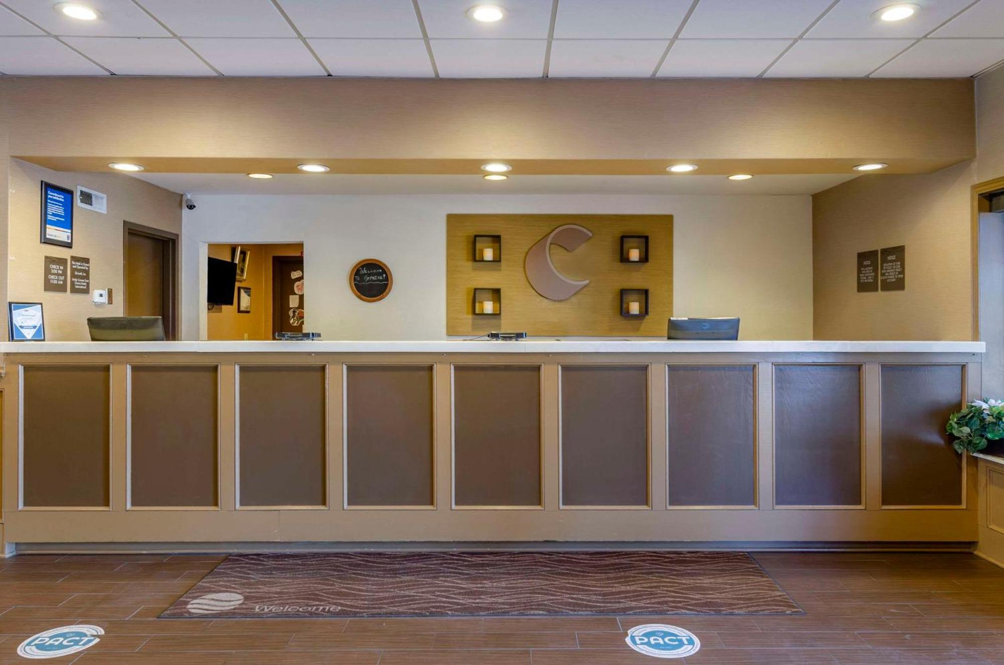 Comfort Inn & Suites Raphine - Lexington Near I-81 And I-64 Екстер'єр фото