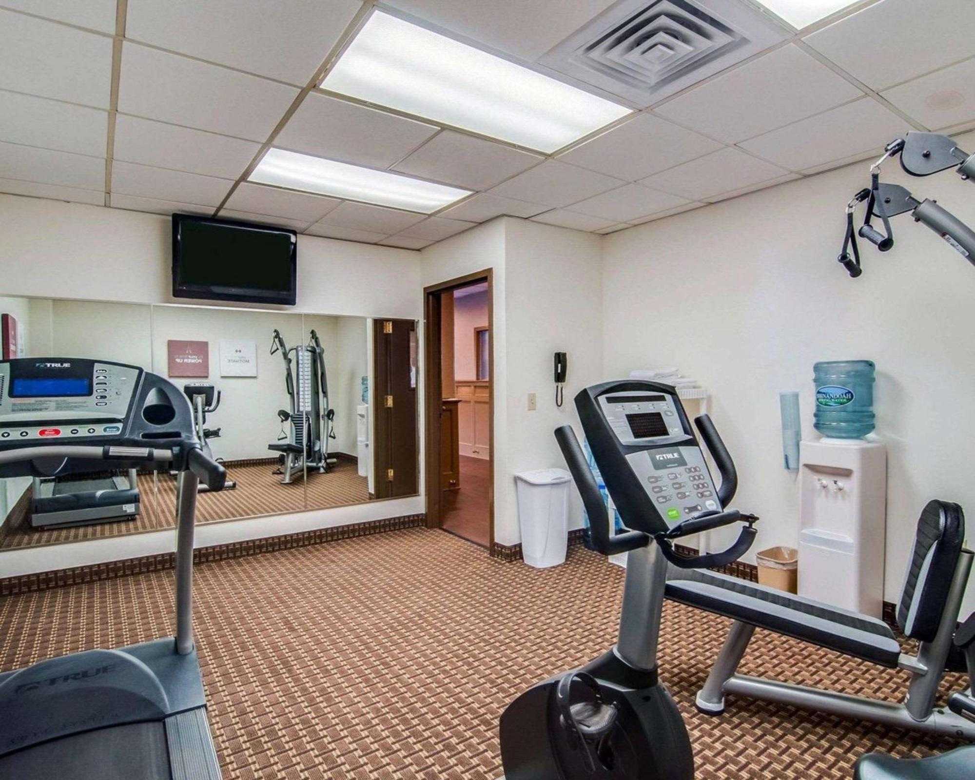 Comfort Inn & Suites Raphine - Lexington Near I-81 And I-64 Екстер'єр фото
