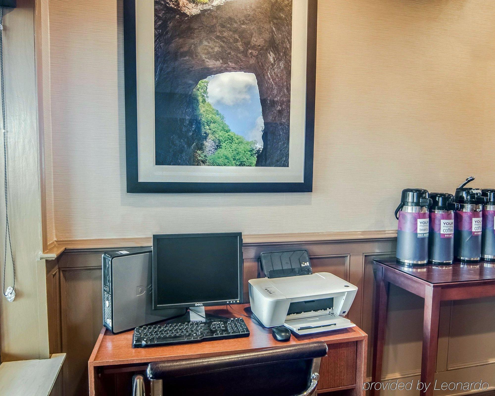 Comfort Inn & Suites Raphine - Lexington Near I-81 And I-64 Екстер'єр фото