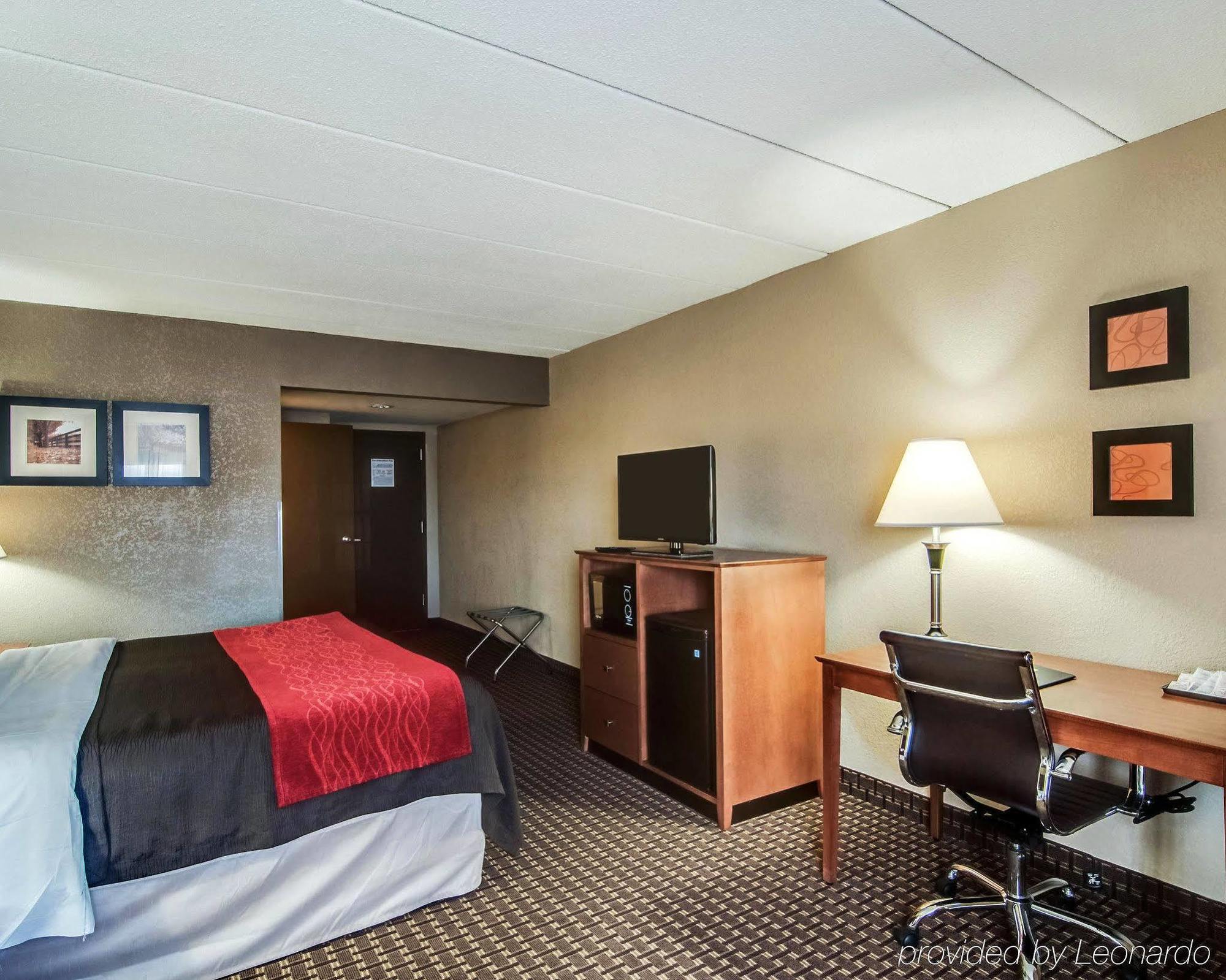 Comfort Inn & Suites Raphine - Lexington Near I-81 And I-64 Екстер'єр фото
